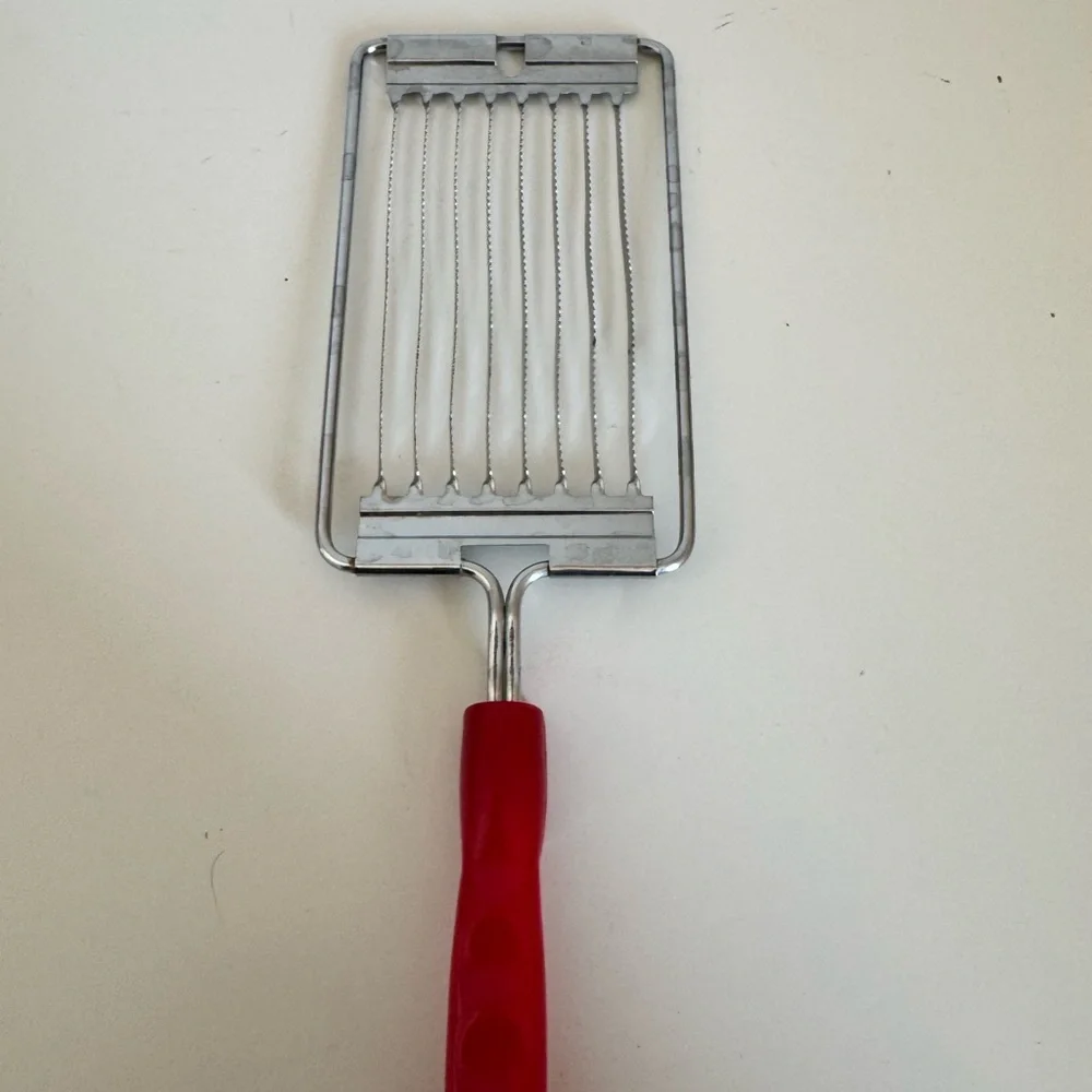 Red Handled Tomato Slicer - Vintage